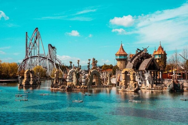 «Канікули в серці Італії: 2 дні в Римі + MagicLand Park»